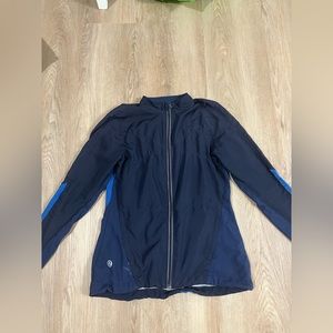 Lululemon Windbreaker Jacket size 6?